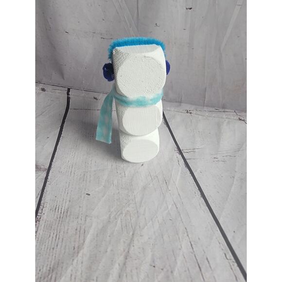 Wooden Handmade Snowman Winter Tiered Tray Home Decor Shelf Sitter Light BlueNew - Picture 3 of 4